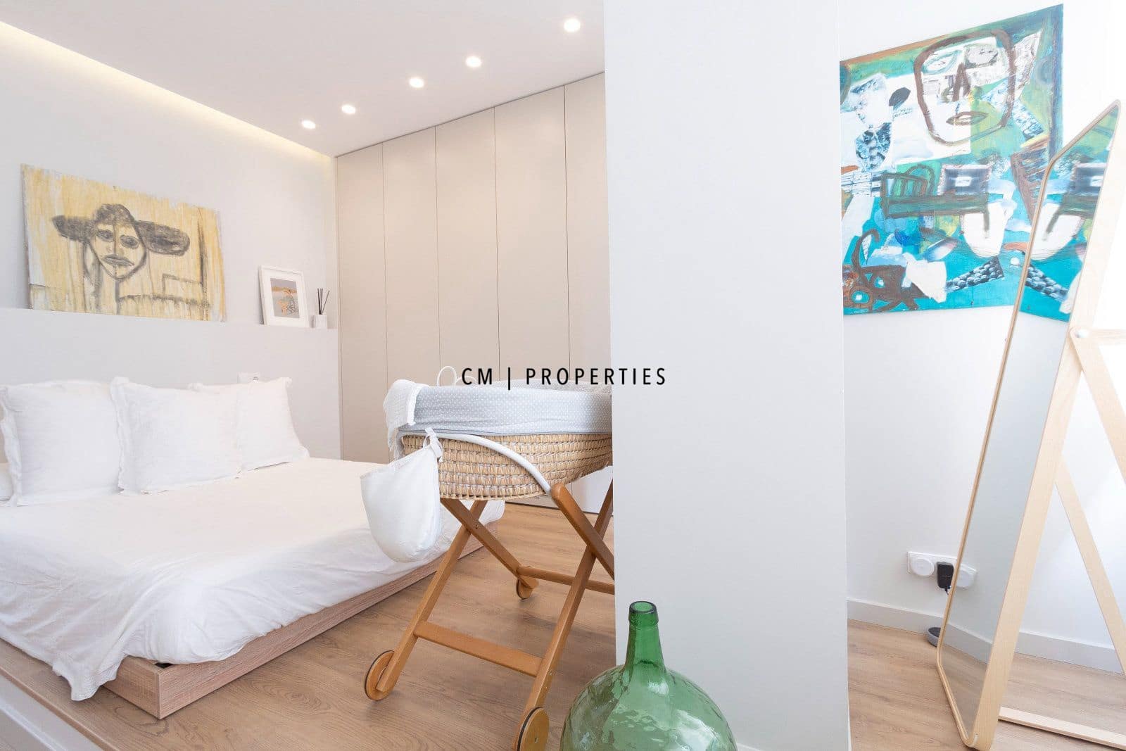 2 bedroom Flat for sale in Valencia city - € 770,000 (Ref: 10021717)