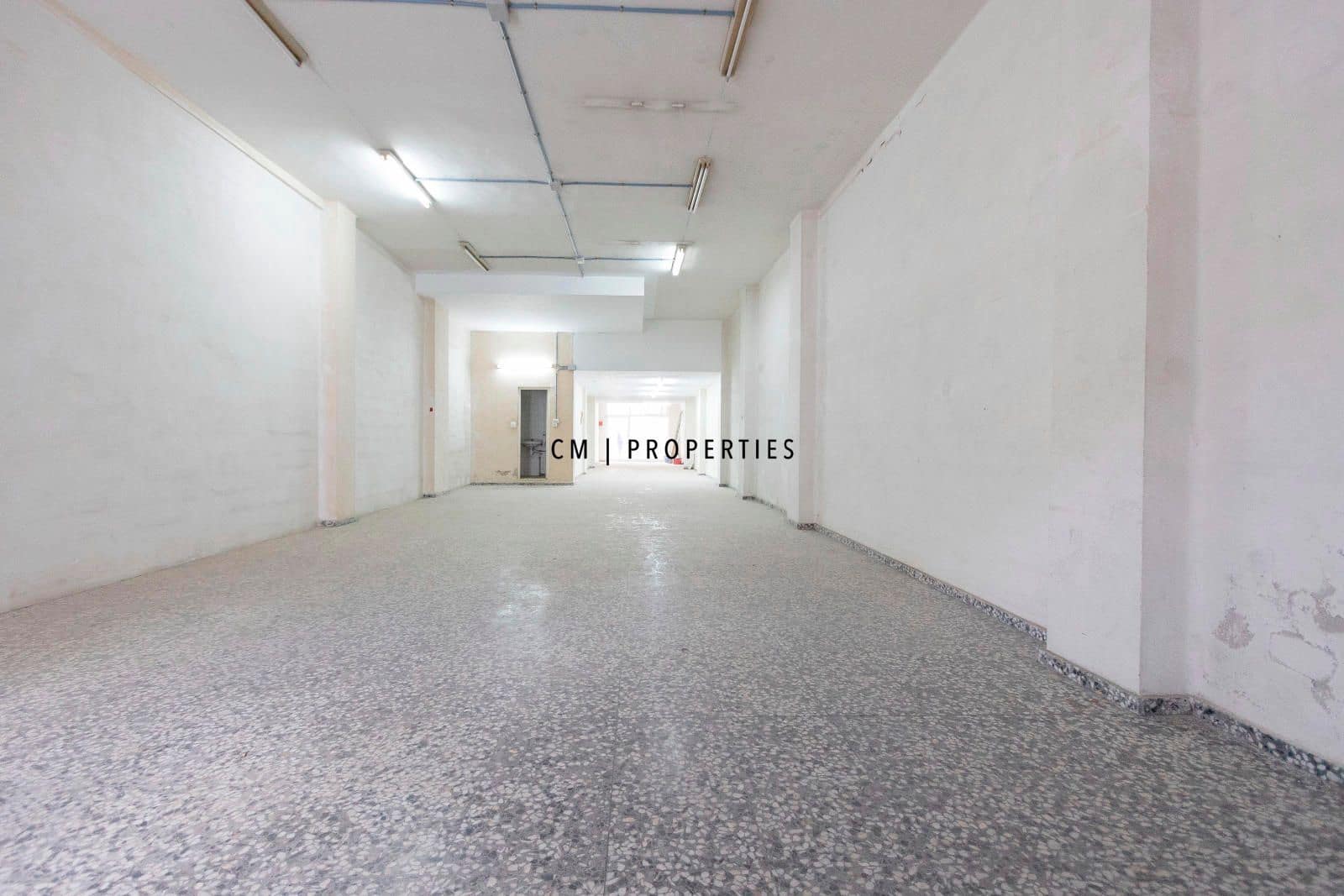 Local Commercial à vendre à Valence ville - 240 000 € (Ref: 10023124)