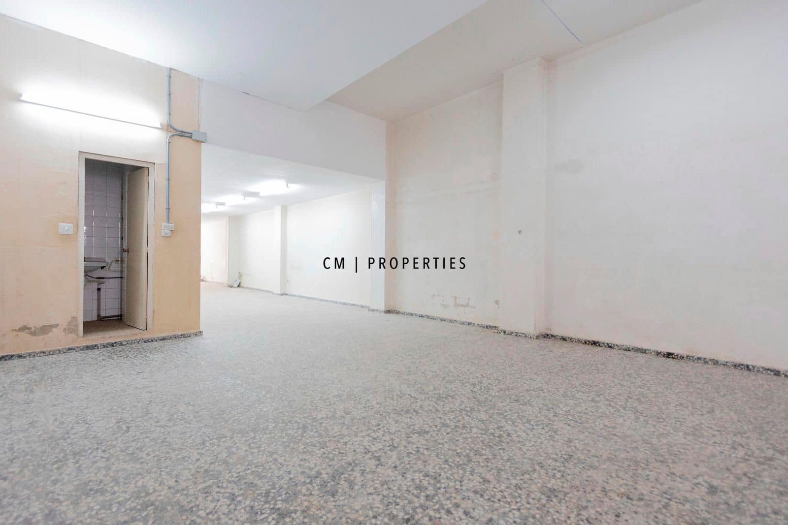 Local Commercial à vendre à Valence ville - 240 000 € (Ref: 10023124)