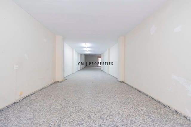 Commercieel te koop in Extramurs, Valencia stad - € 240.000 (Ref: 10023124)