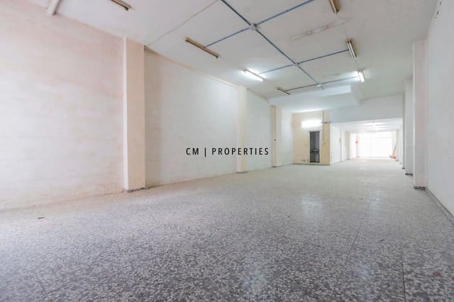 Commercieel te koop in Extramurs, Valencia stad - € 240.000 (Ref: 10023124)