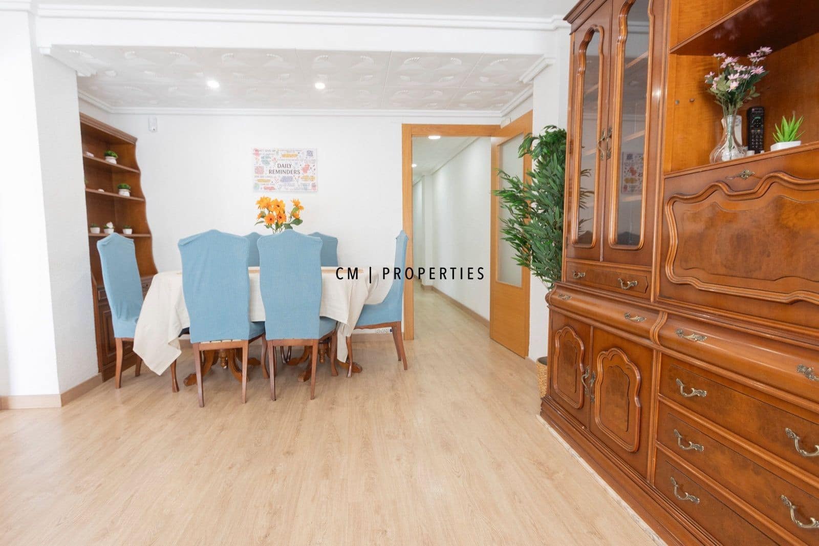 4 quarto Apartamento para arrendar em Valencia cidade - 1 400 € (Ref: 10023278)