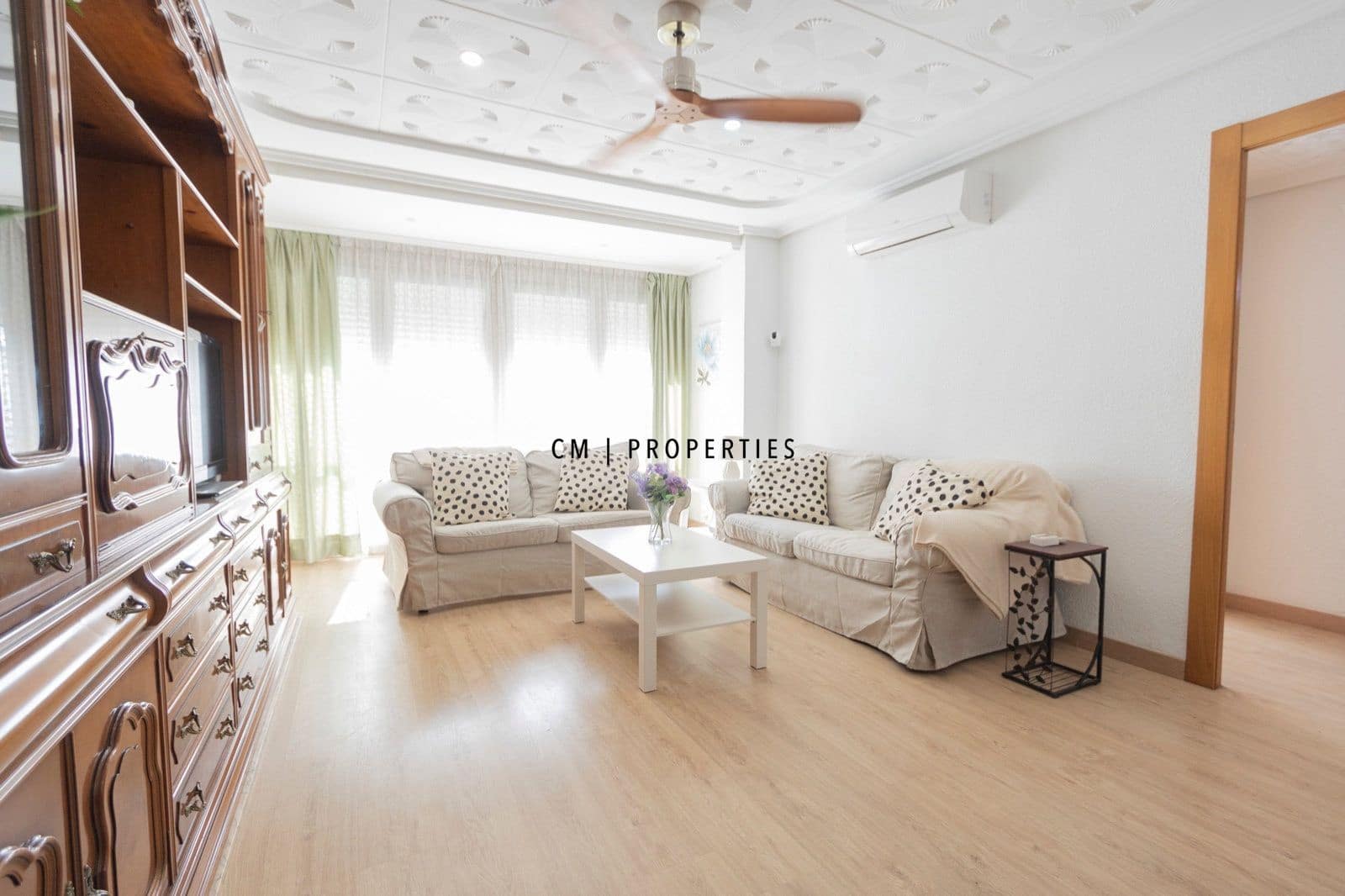 4 quarto Apartamento para arrendar em Valencia cidade - 1 400 € (Ref: 10023278)