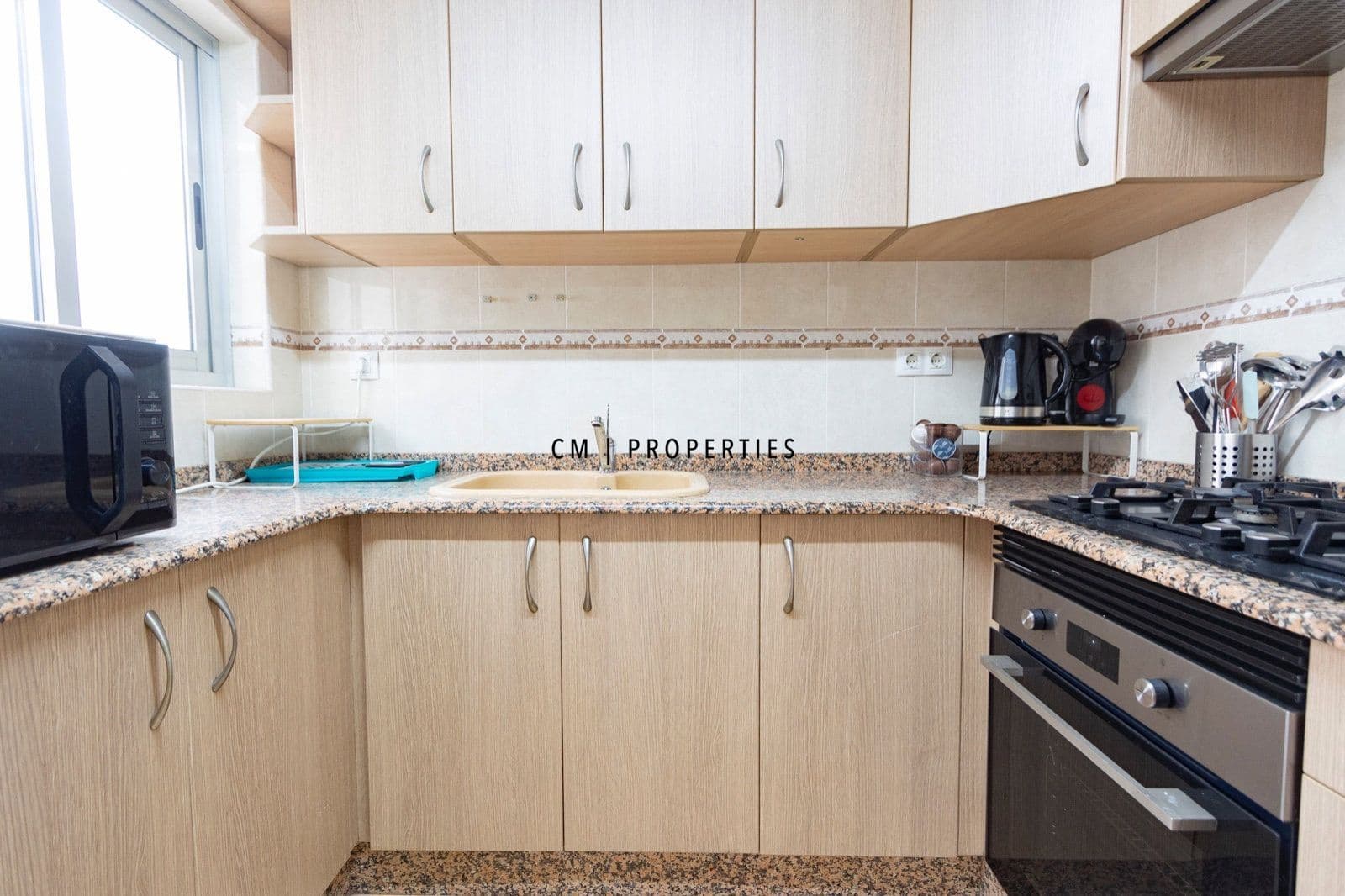 4 quarto Apartamento para arrendar em Valencia cidade - 1 400 € (Ref: 10023278)