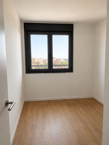 2 camera da letto Attico da affittare in Valencia città con piscina garage - 2.450 € (Rif: 10023357)
