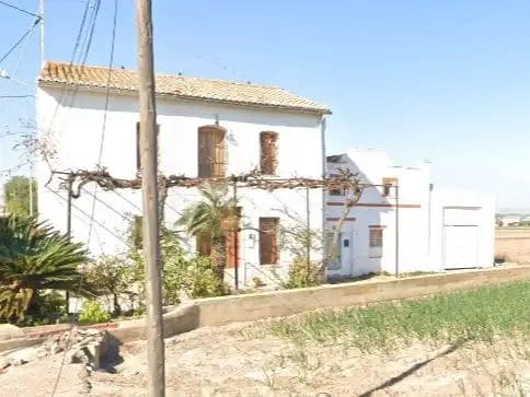 Villa til salgs i Moncada - € 200 000 (Ref: 10029522)
