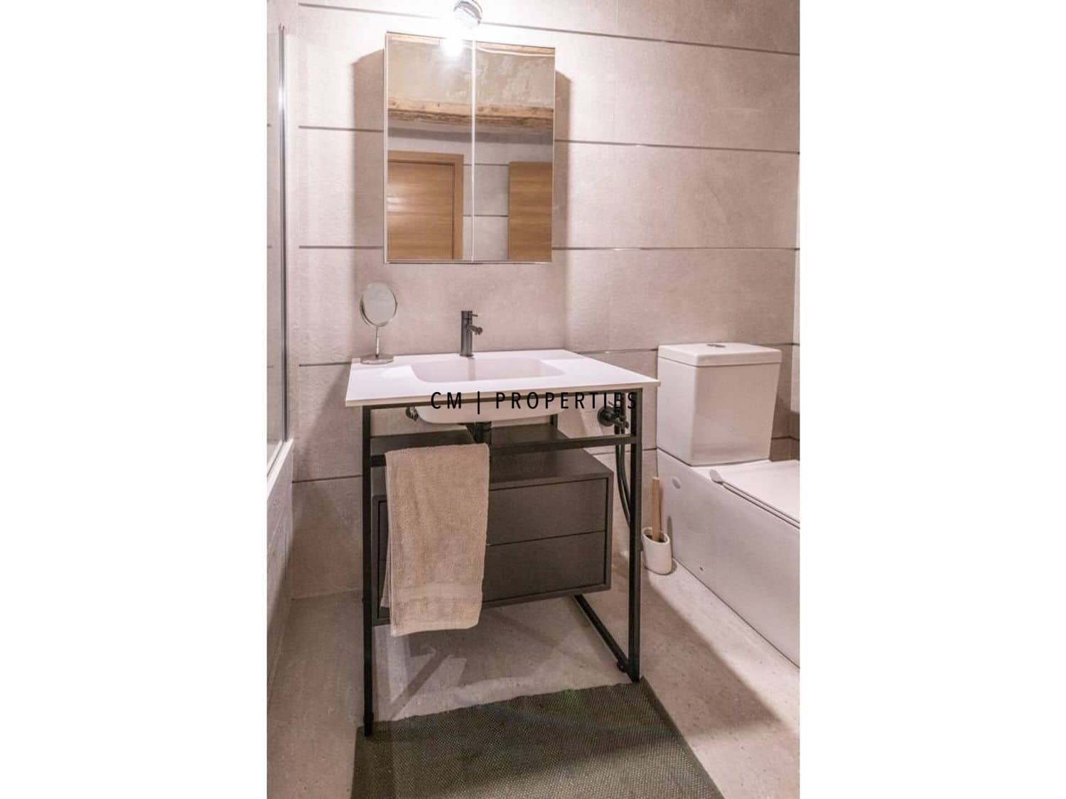 3 soverom Leilighet til leie i Valencia by - € 2 500 (Ref: 10029735)