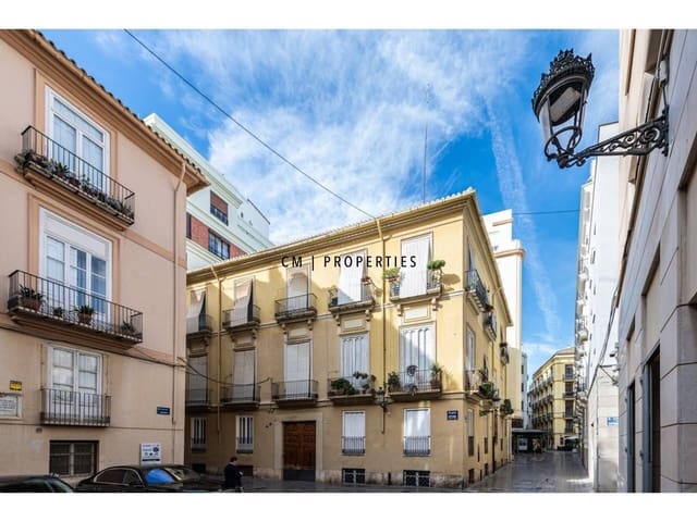 3 soverom Leilighet til leie i Valencia by - € 2 500 (Ref: 10029735)