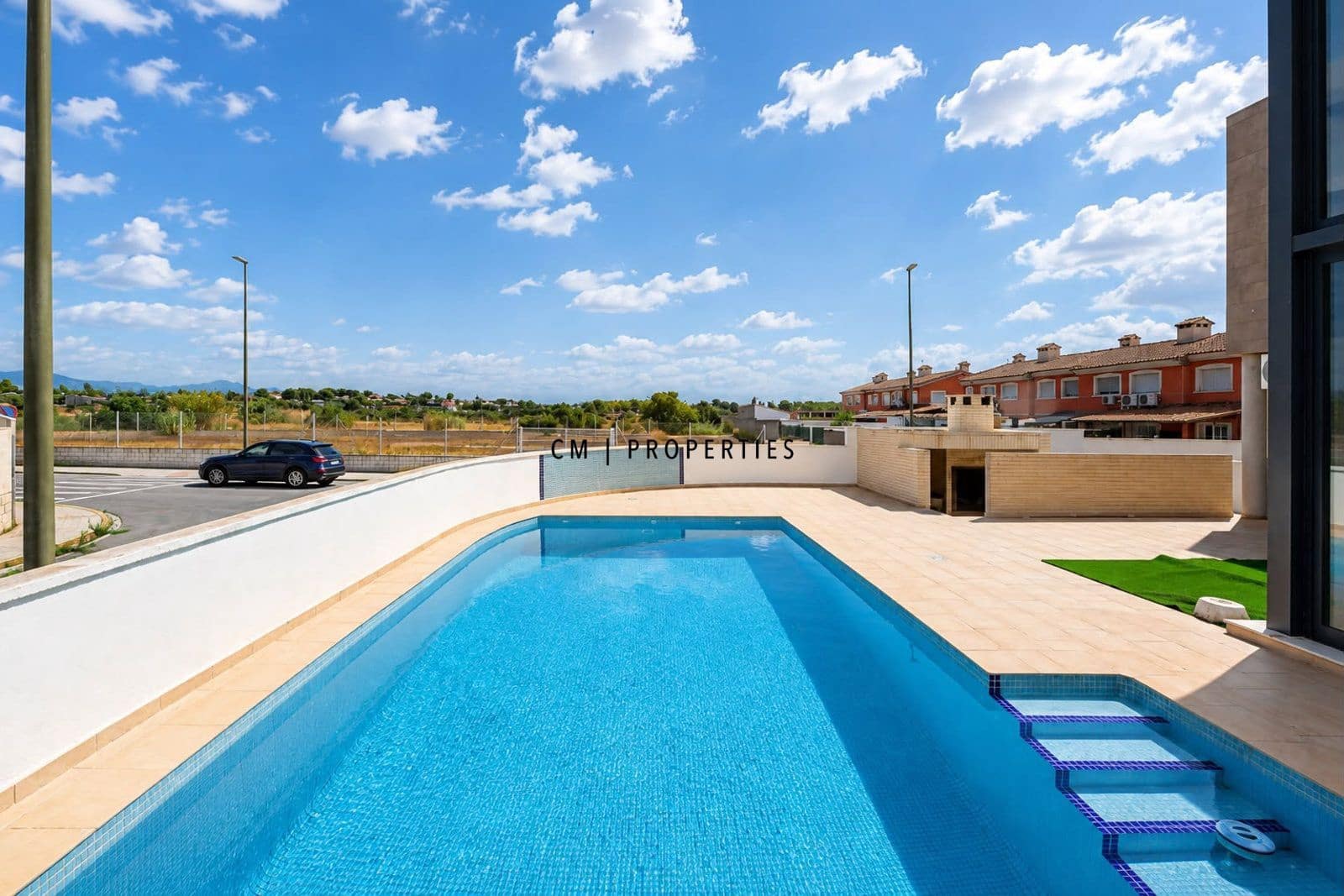 4 bedroom Villa for sale in La Pobla de Vallbona with pool garage - € 595,000 (Ref: 10029736)
