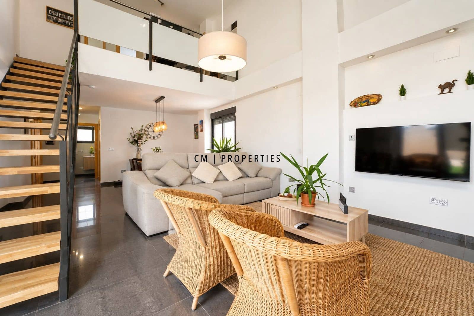 4 bedroom Villa for sale in La Pobla de Vallbona with pool garage - € 595,000 (Ref: 10029736)