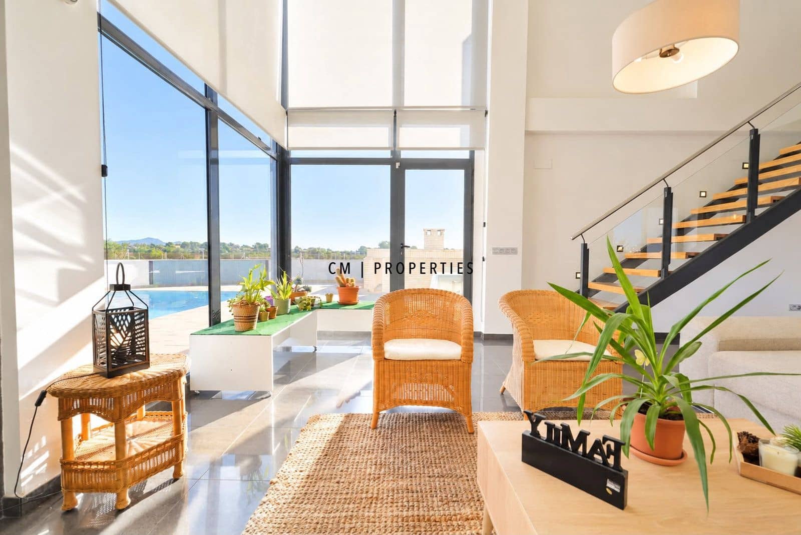 4 soverom Villa til salgs i La Pobla de Vallbona med svømmebasseng garasje - € 587 000 (Ref: 10029736)