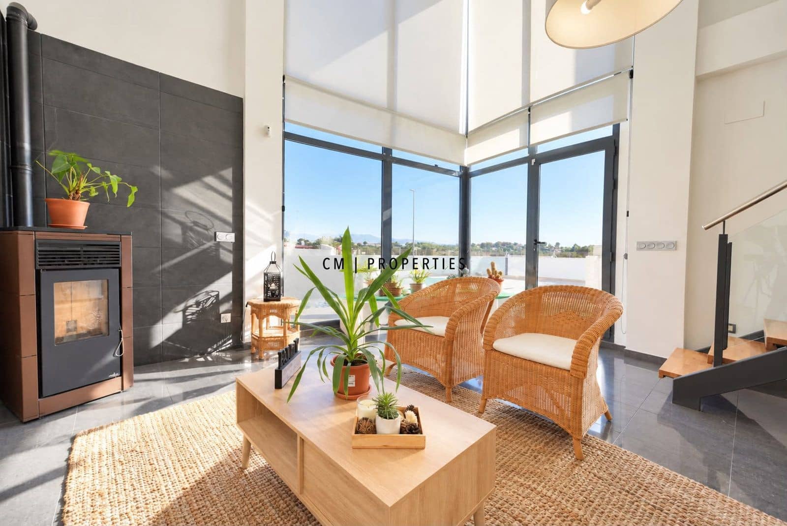 4 soverom Villa til salgs i La Pobla de Vallbona med svømmebasseng garasje - € 587 000 (Ref: 10029736)