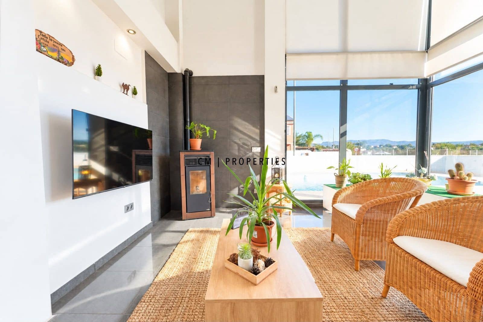 4 soverom Villa til salgs i La Pobla de Vallbona med svømmebasseng garasje - € 587 000 (Ref: 10029736)
