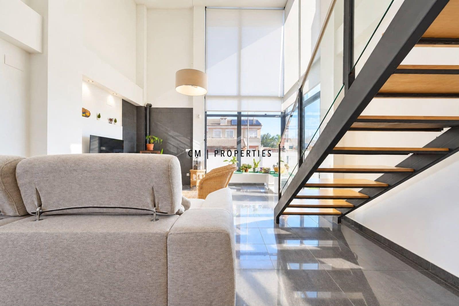 4 soverom Villa til salgs i La Pobla de Vallbona med svømmebasseng garasje - € 587 000 (Ref: 10029736)