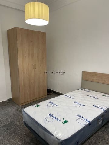 Piso de 5 habitaciones en La Petxina, València ciudad en alquiler con piscina - 2.250 € (Ref: 10029737)