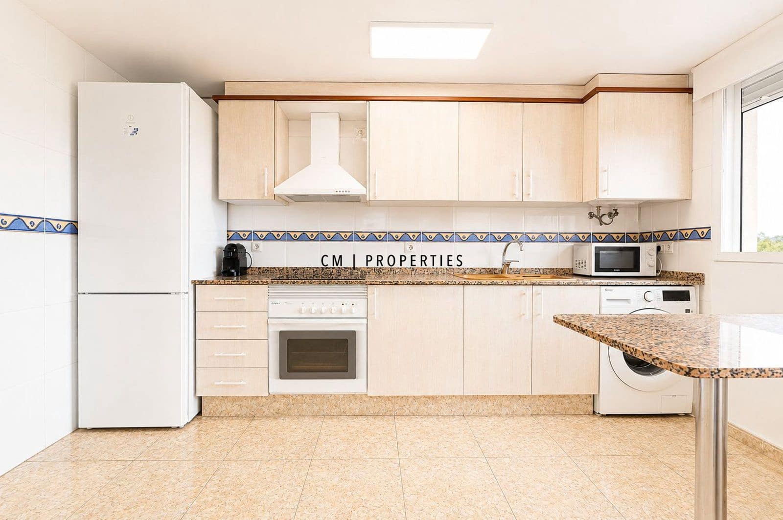 2 soveværelse Lejlighed til leje i Canet d'En Berenguer med swimmingpool garage - € 1.400 (Ref: 10034320)