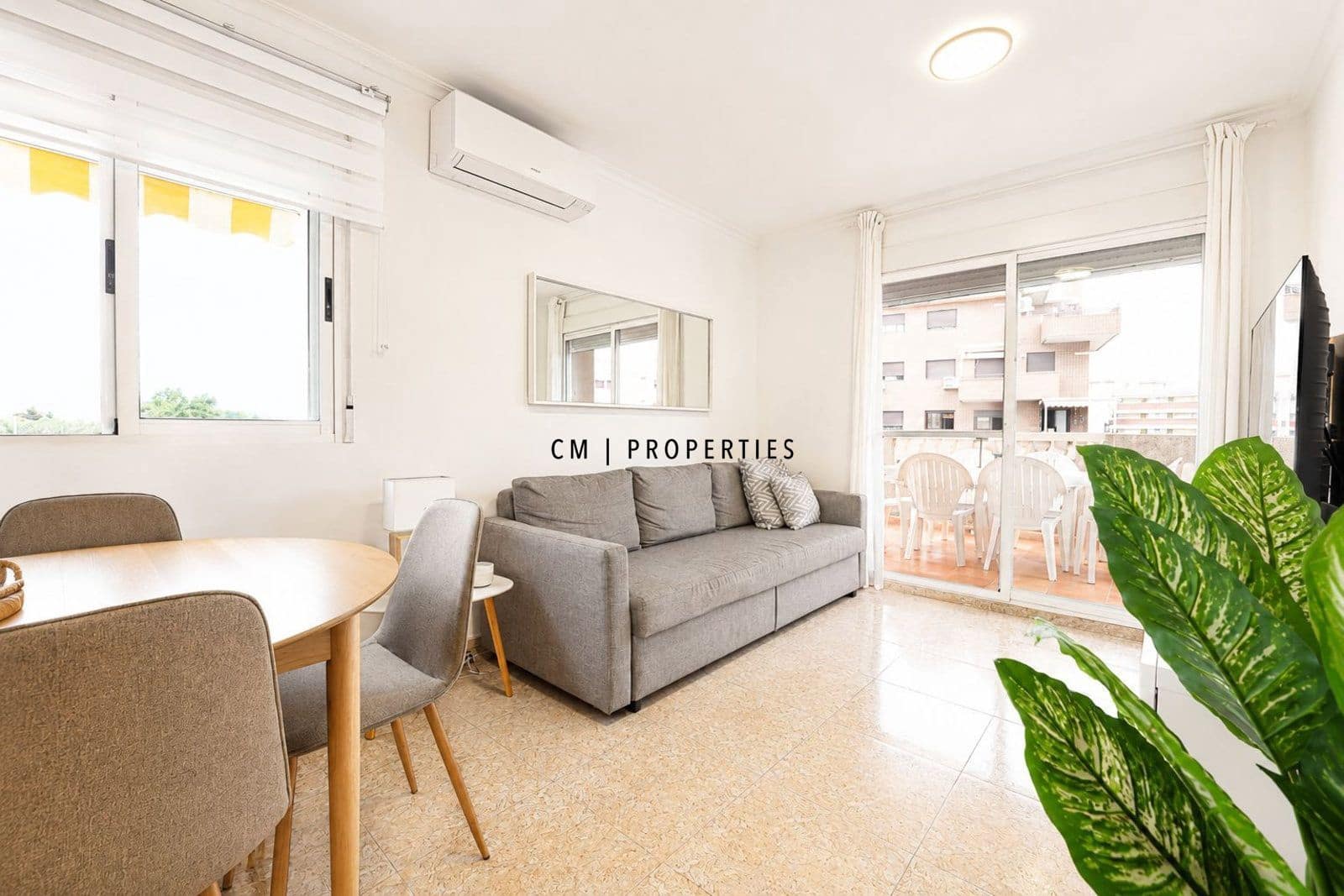 2 soveværelse Lejlighed til leje i Canet d'En Berenguer med swimmingpool garage - € 1.400 (Ref: 10034320)