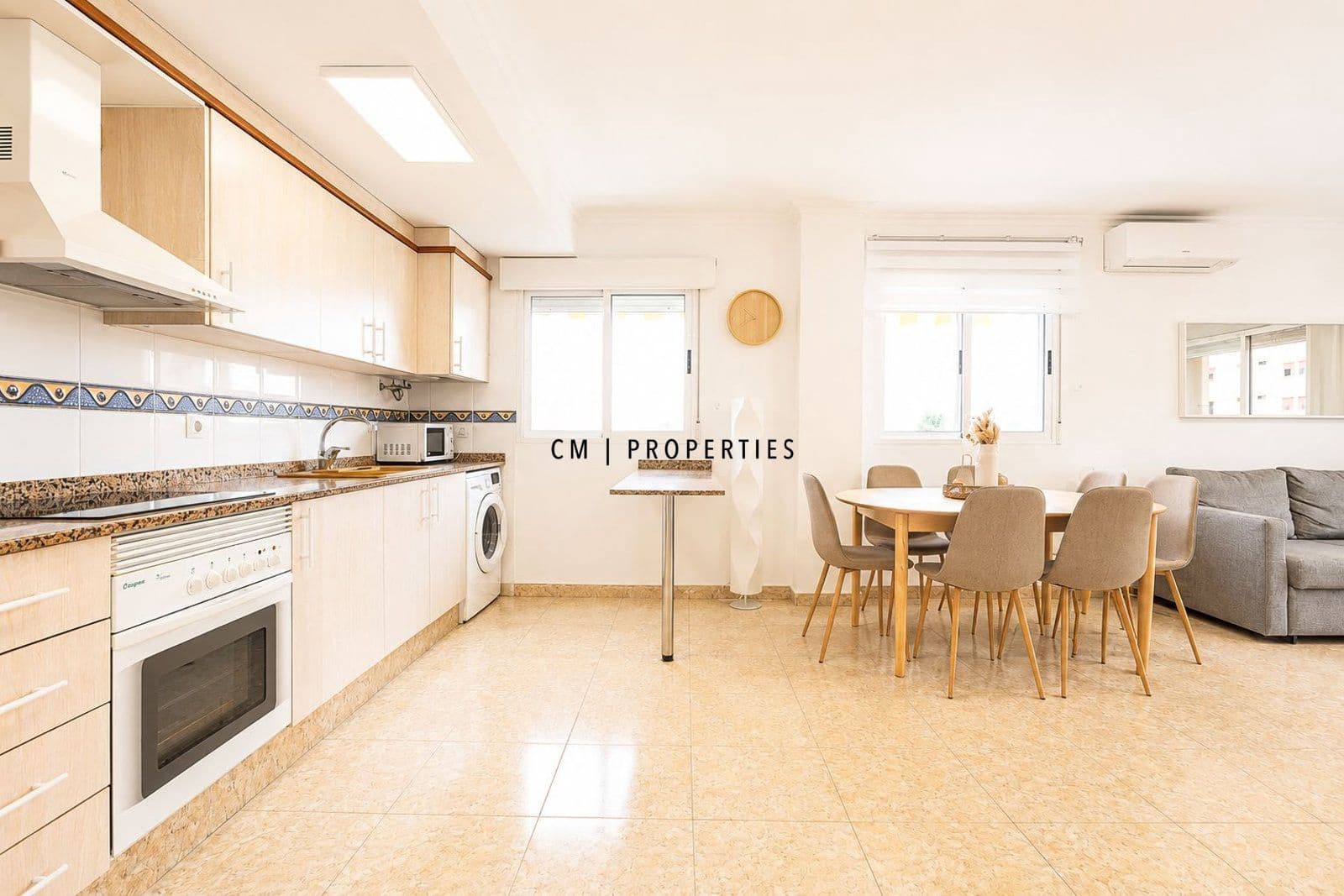 2 soveværelse Lejlighed til leje i Canet d'En Berenguer med swimmingpool garage - € 1.400 (Ref: 10034320)