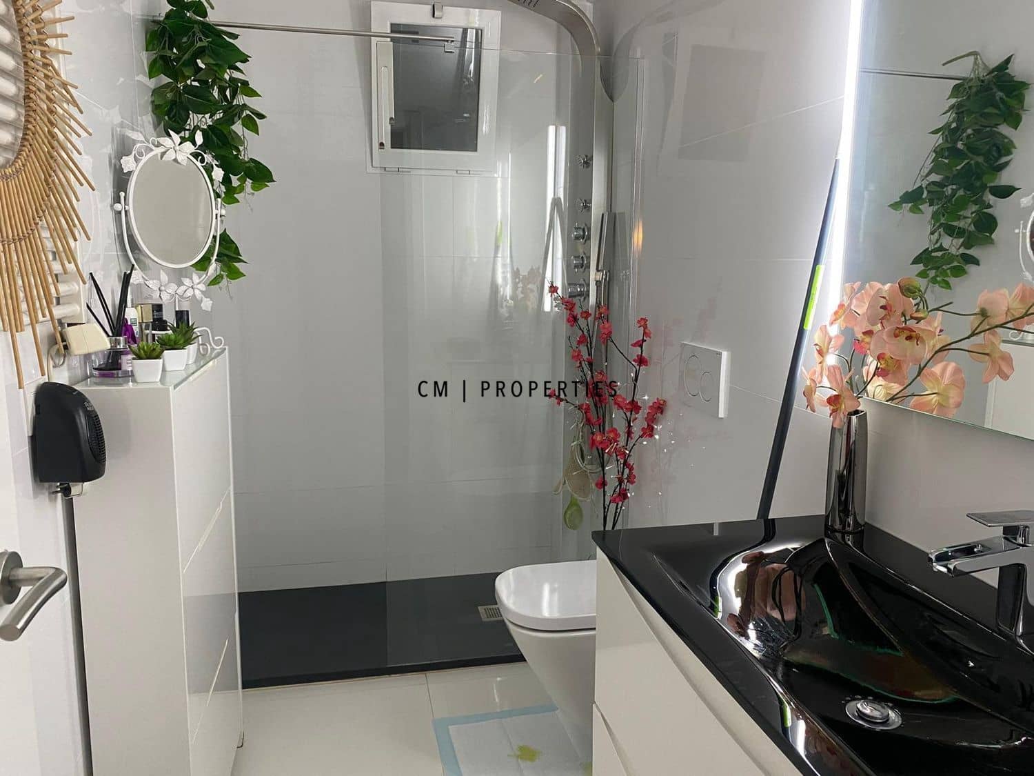 1 soverom Leilighet til leie i Valencia by - € 1 500 (Ref: 10039153)