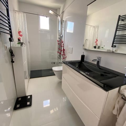 1 soverom Leilighet til leie i Valencia by - € 1 495 (Ref: 10039153)