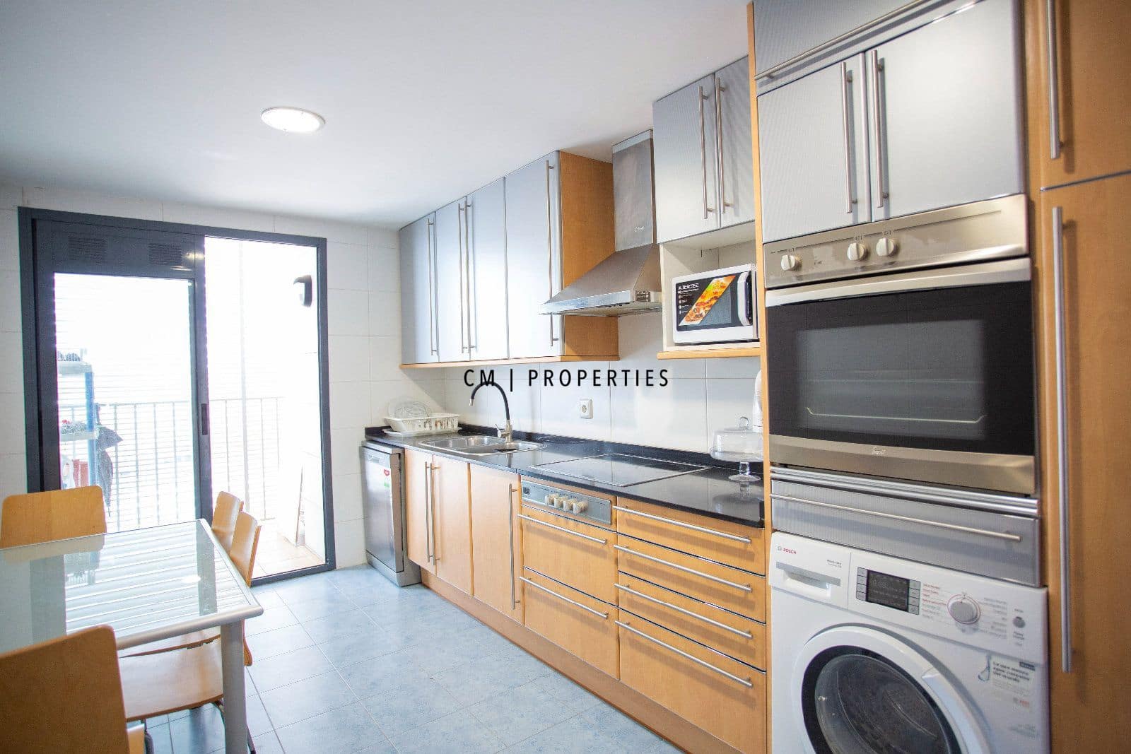 3 makuuhuone Asunto vuokrattavana paikassa Valencia kaupunki mukana uima-altaan 
autotalli - 2 700 € (Ref: 10041453)