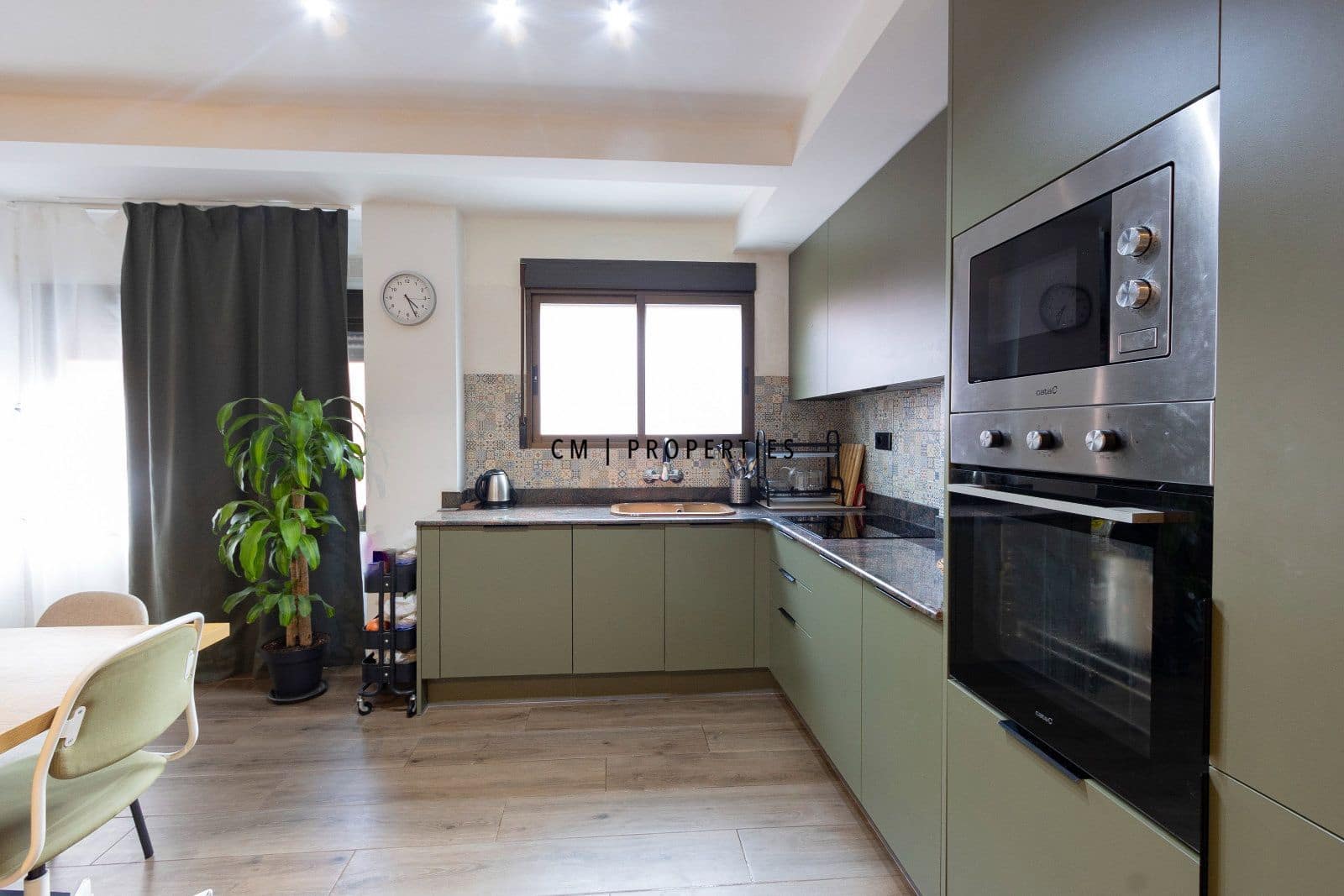 3 bedroom Flat for sale in Valencia city - € 369,000 (Ref: 10041641)