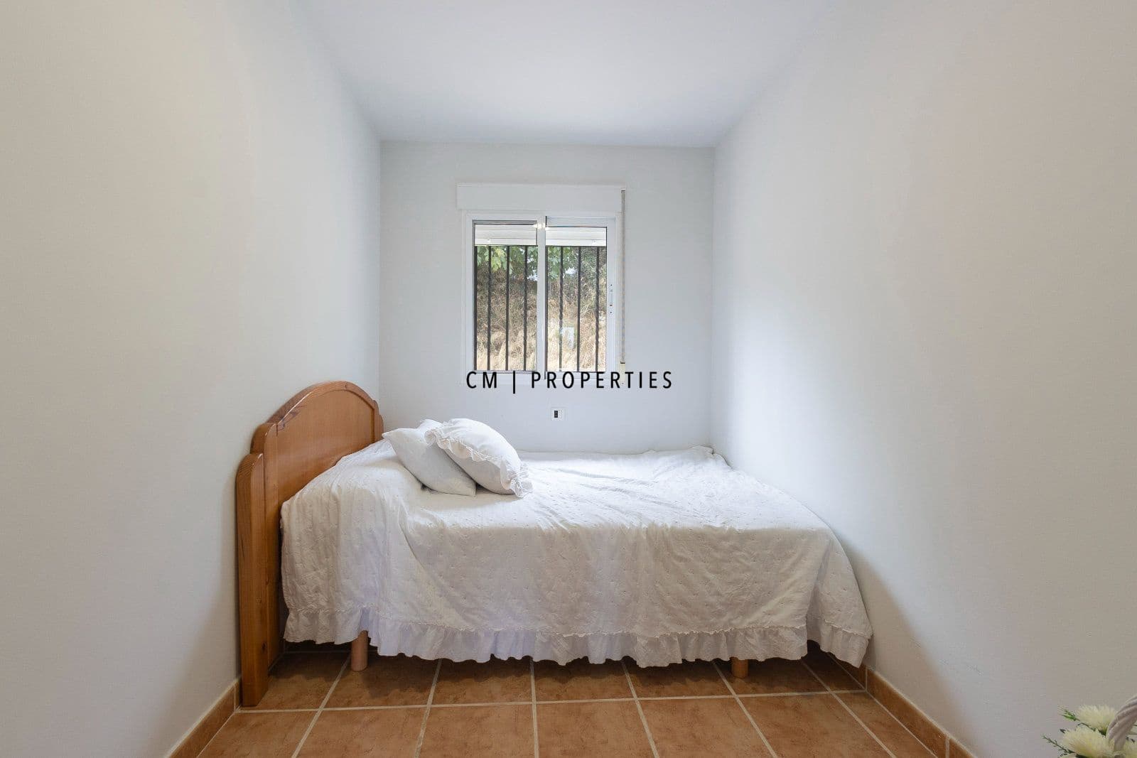 3 bedroom Villa for sale in Chiva with garage - € 190,000 (Ref: 10043338)
