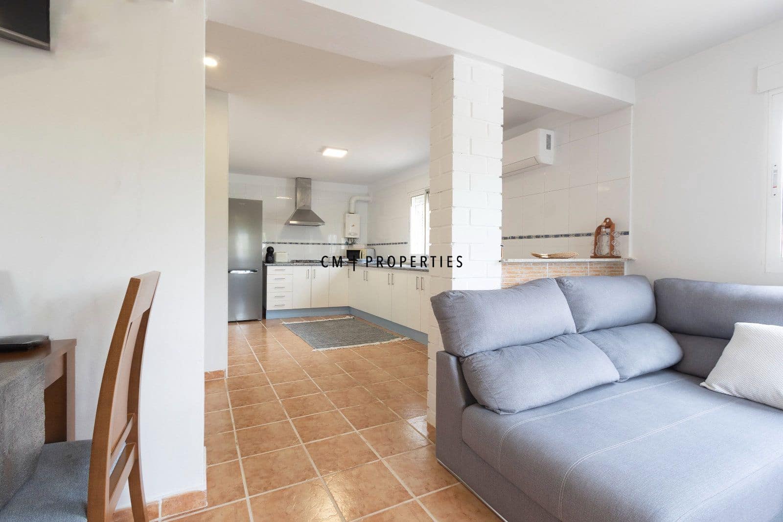 3 bedroom Villa for sale in Chiva with garage - € 190,000 (Ref: 10043338)