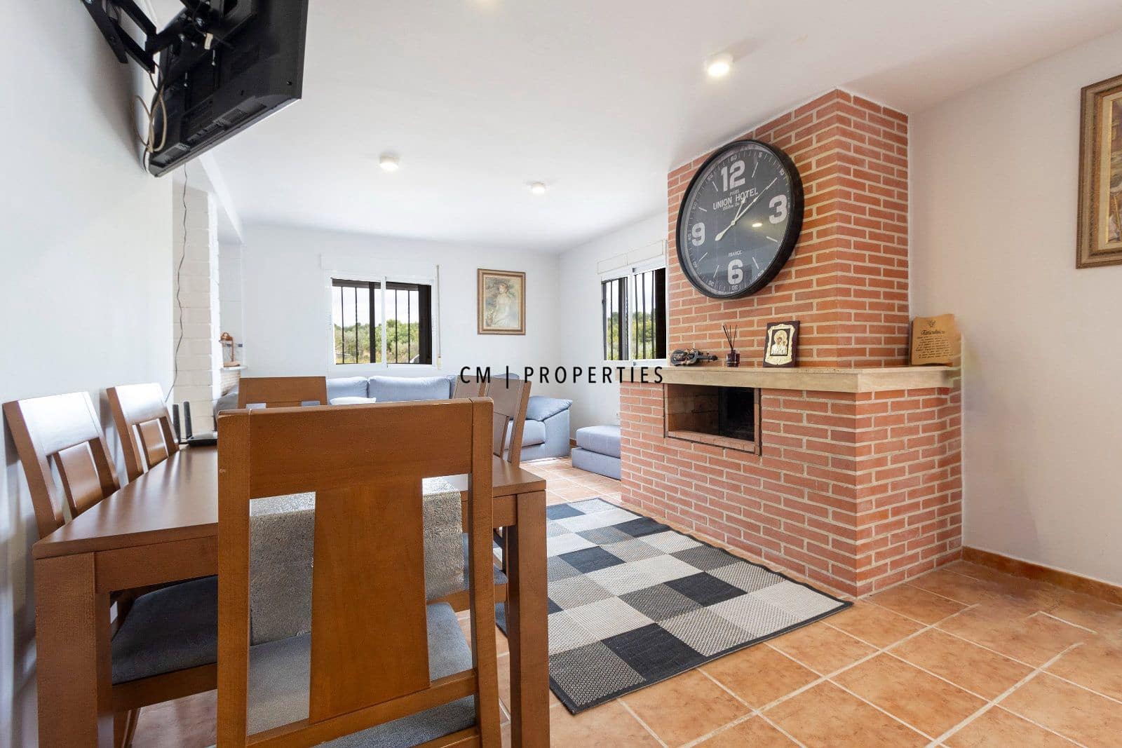 3 bedroom Villa for sale in Chiva with garage - € 190,000 (Ref: 10043338)