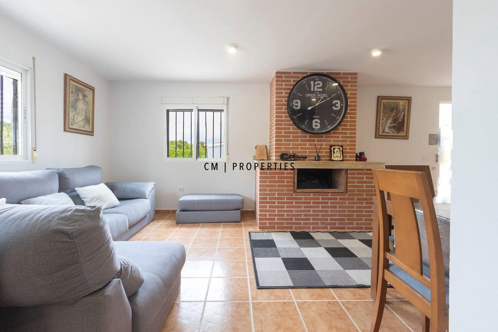 3 bedroom Villa for sale in Chiva with garage - € 190,000 (Ref: 10043338)