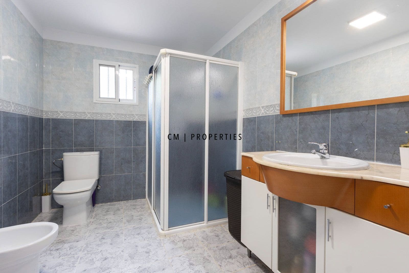 3 bedroom Villa for sale in Chiva with garage - € 190,000 (Ref: 10043338)