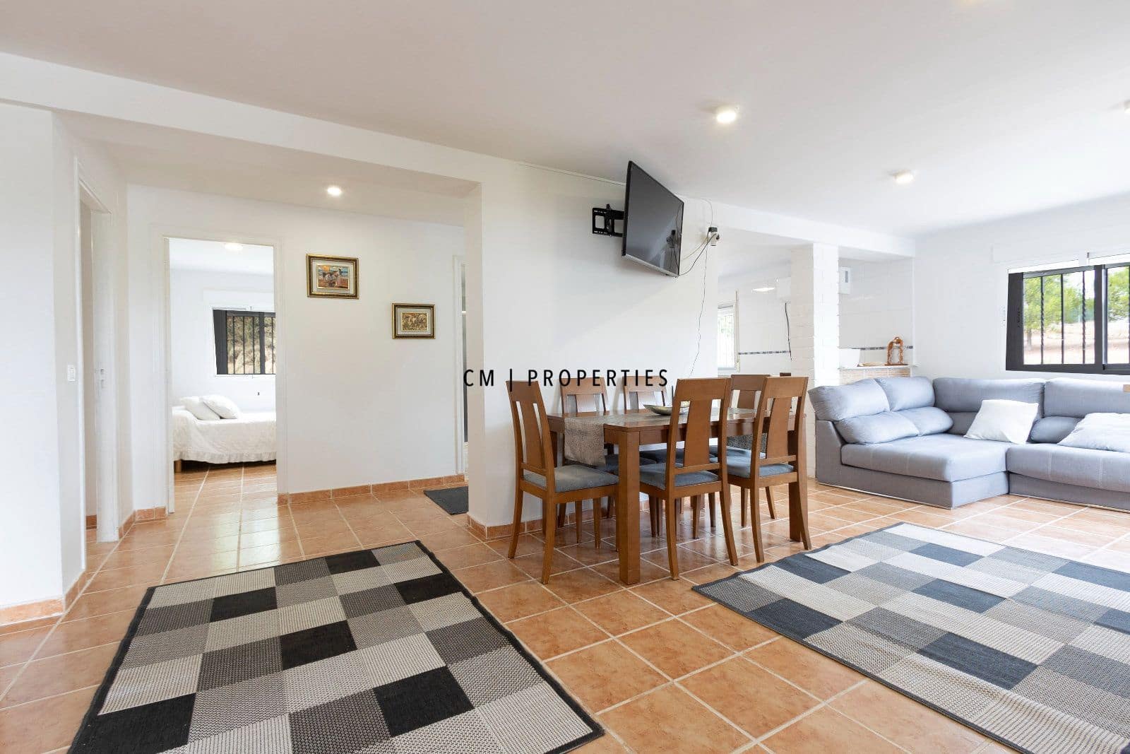 3 bedroom Villa for sale in Chiva with garage - € 190,000 (Ref: 10043338)