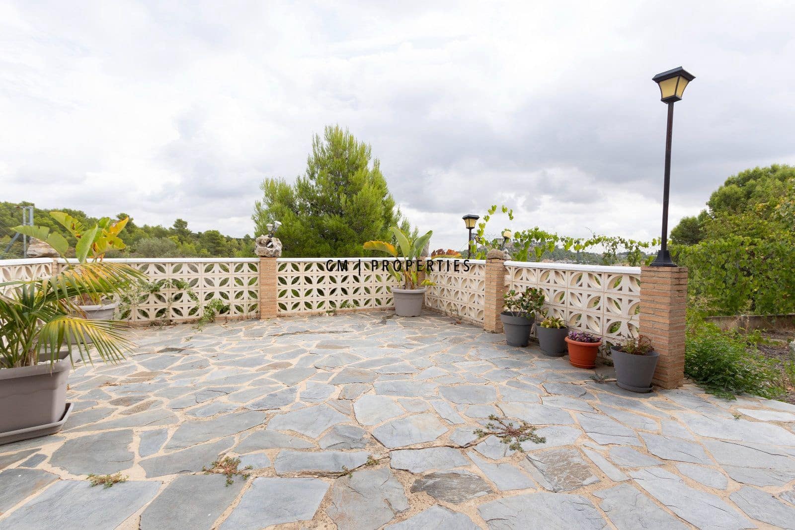 3 bedroom Villa for sale in Chiva with garage - € 190,000 (Ref: 10043338)