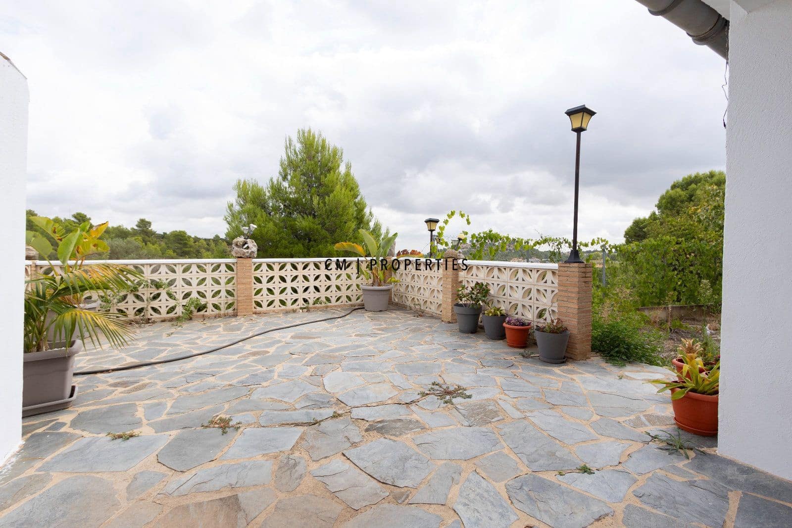 3 bedroom Villa for sale in Chiva with garage - € 190,000 (Ref: 10043338)