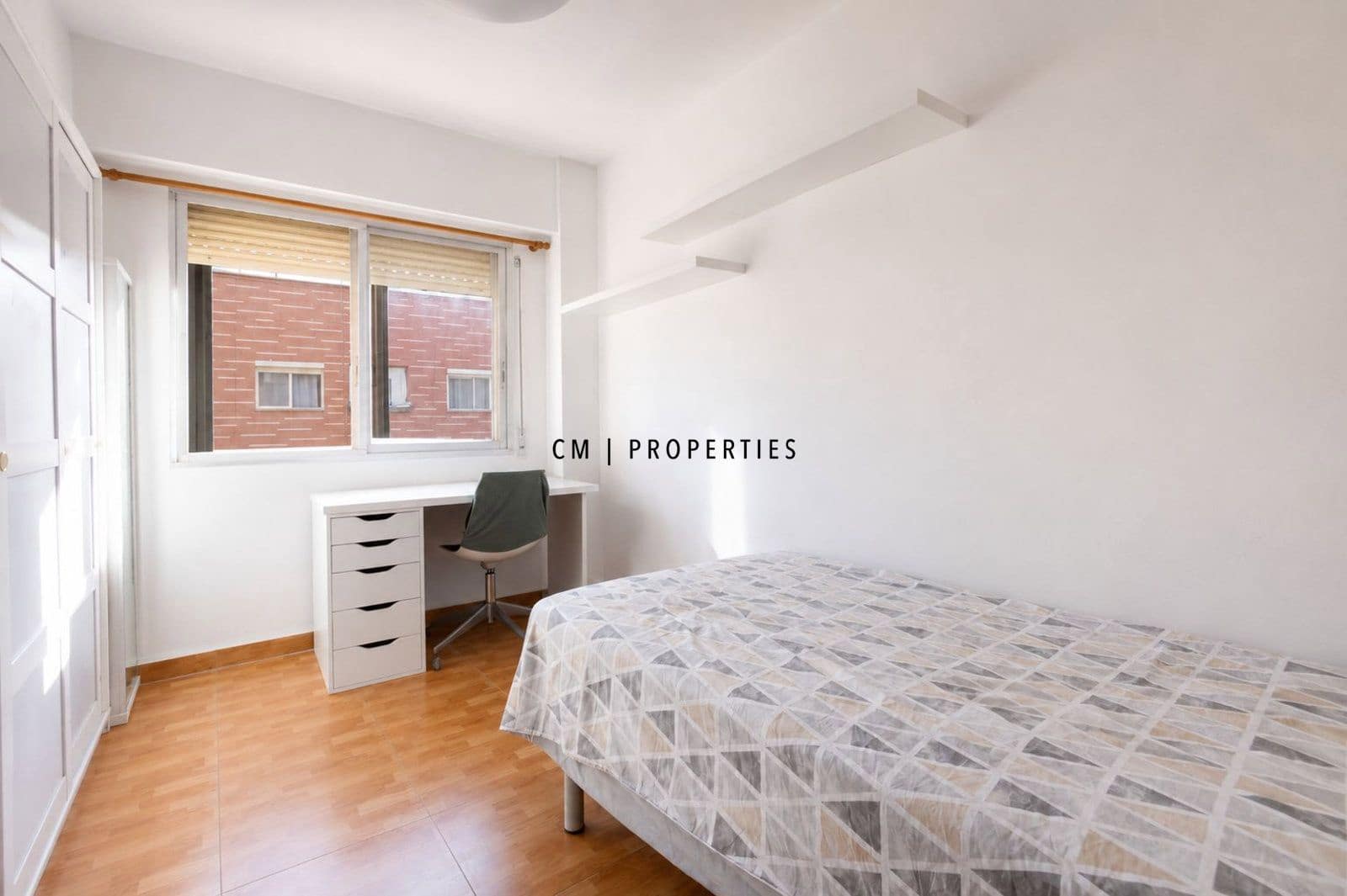 2 sypialnia Mieszkanie na sprzedaż w Miasto Walencja - 180 000 € (Ref: 10043339)