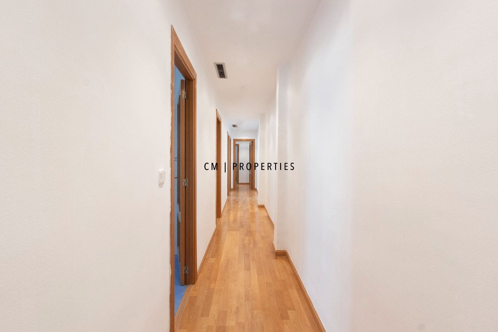 3 sovrum Lägenhet att hyra i Valencia stad - 1 800 € (Ref: 10051878)