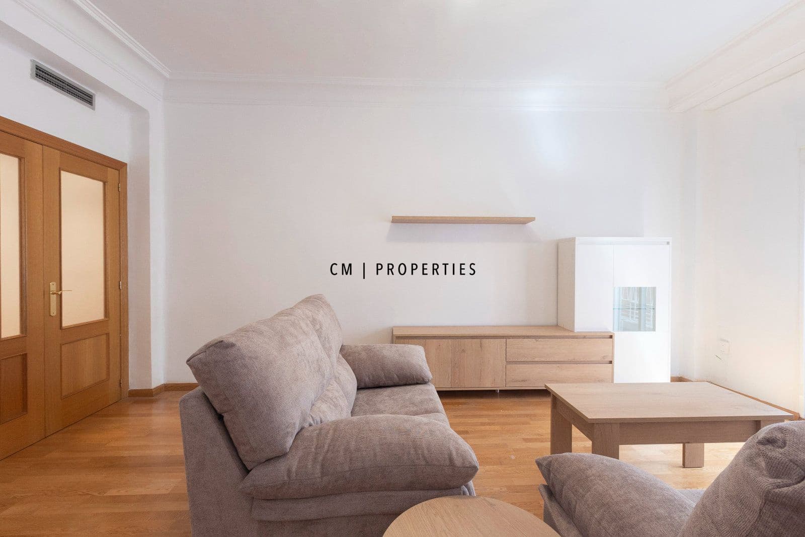 3 sovrum Lägenhet att hyra i Valencia stad - 1 800 € (Ref: 10051878)