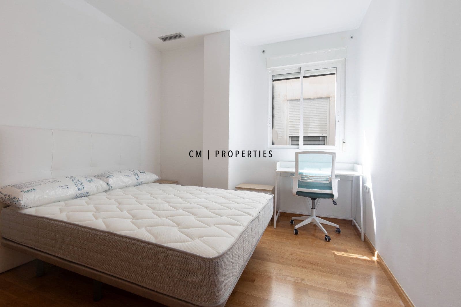 3 sovrum Lägenhet att hyra i Valencia stad - 1 800 € (Ref: 10051878)