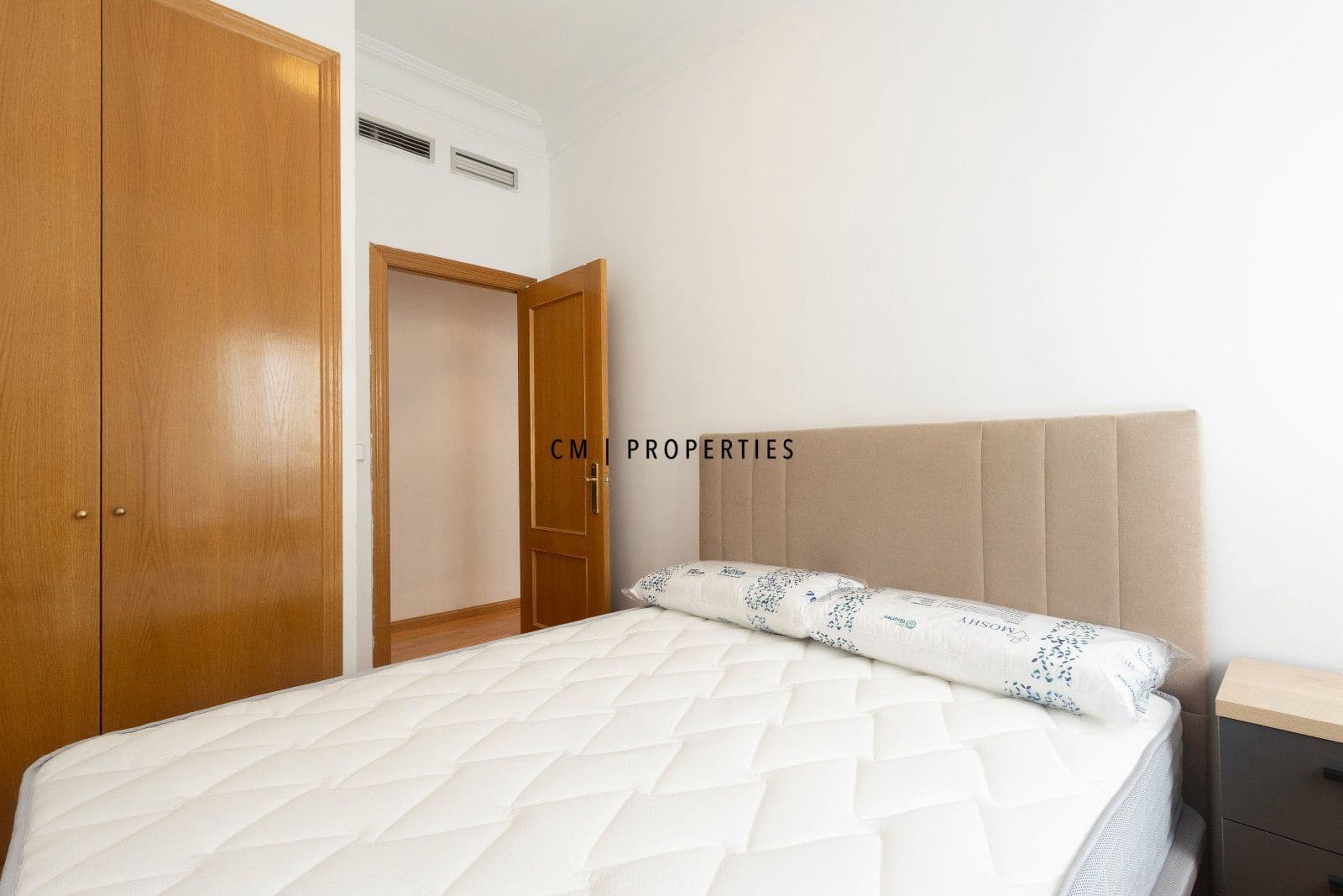 3 sovrum Lägenhet att hyra i Valencia stad - 1 800 € (Ref: 10051878)