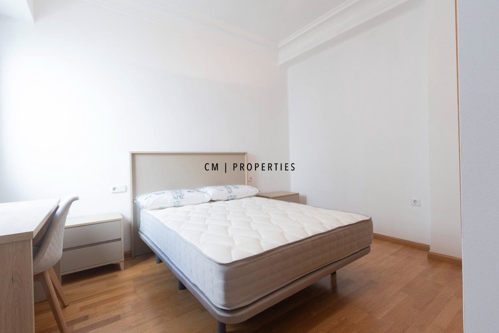 3 sovrum Lägenhet att hyra i Valencia stad - 1 800 € (Ref: 10051878)