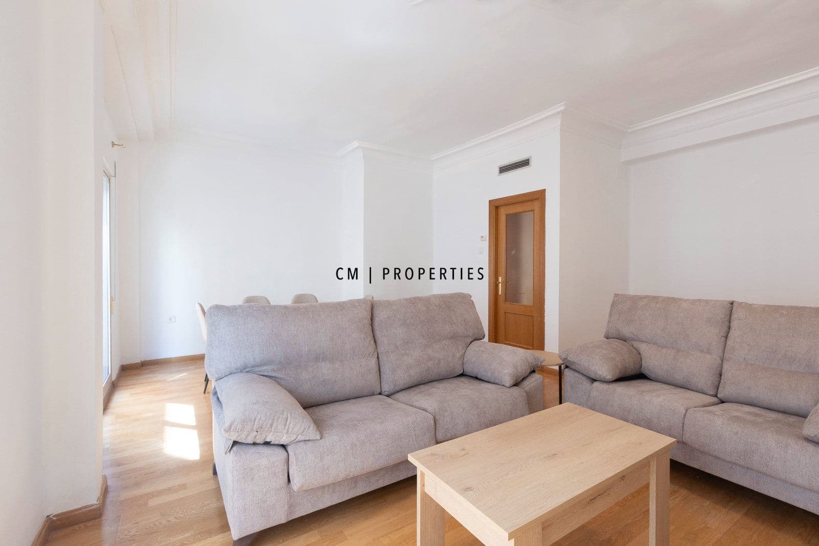 3 sovrum Lägenhet att hyra i Valencia stad - 1 800 € (Ref: 10051878)