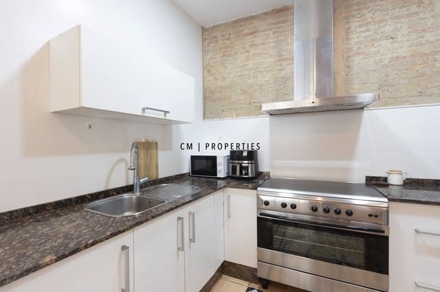 Piso de 2 habitaciones en Ciutat Vella, València ciudad en alquiler con garaje - 2.130 € (Ref: 10051987)