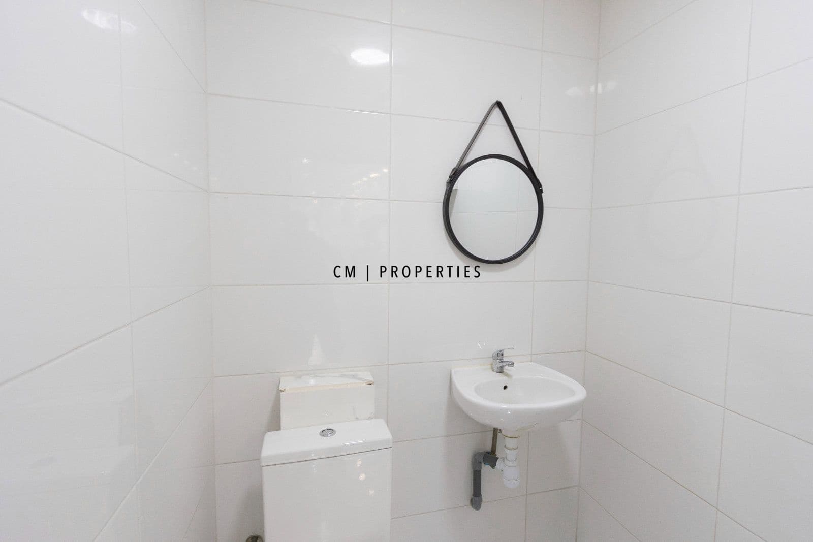 Komercyjne do wynajęcia w Miasto Walencja - 1 200 € (Ref: 10062651)