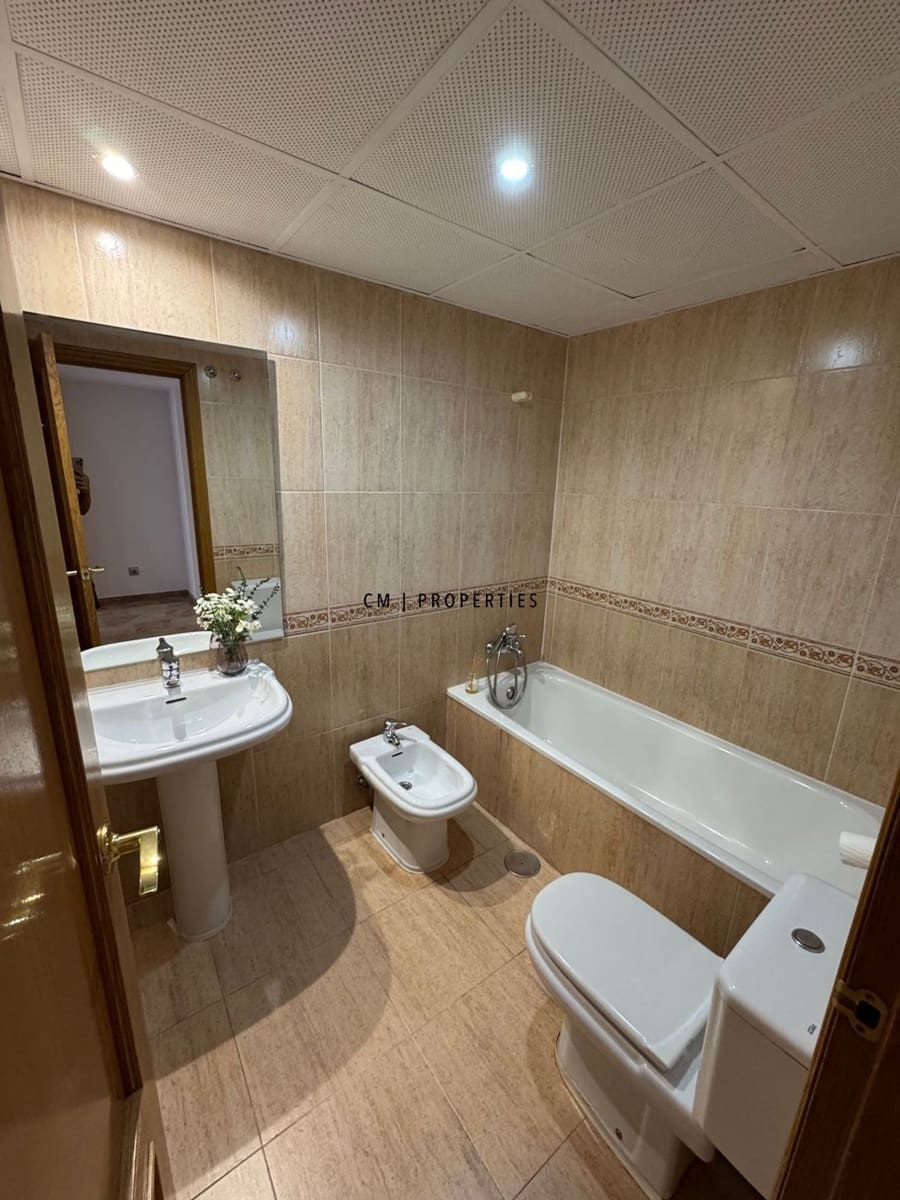3 Zimmer Wohnung zu vermieten in Valencia Stadt mit Pool Garage - 2.495 € (Ref: 10062652)