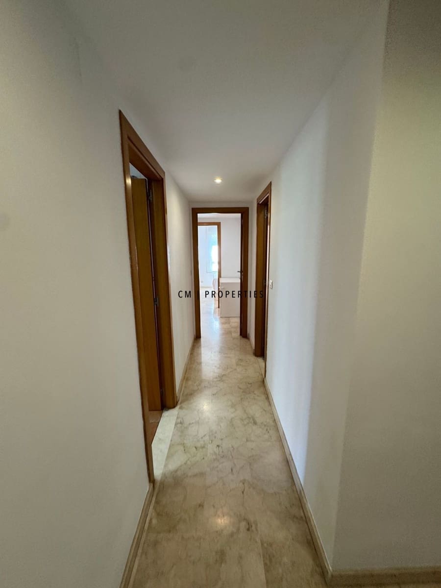 3 sovrum Lägenhet att hyra i Valencia stad med pool garage - 2 295 € (Ref: 10062653)