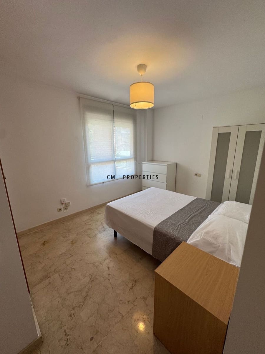 3 sovrum Lägenhet att hyra i Valencia stad med pool garage - 2 295 € (Ref: 10062653)