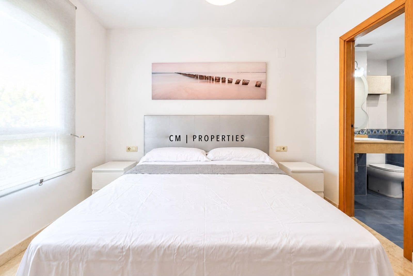3 bedroom Flat for rent in Valencia city with pool garage - € 2,100 (Ref: 10062653)