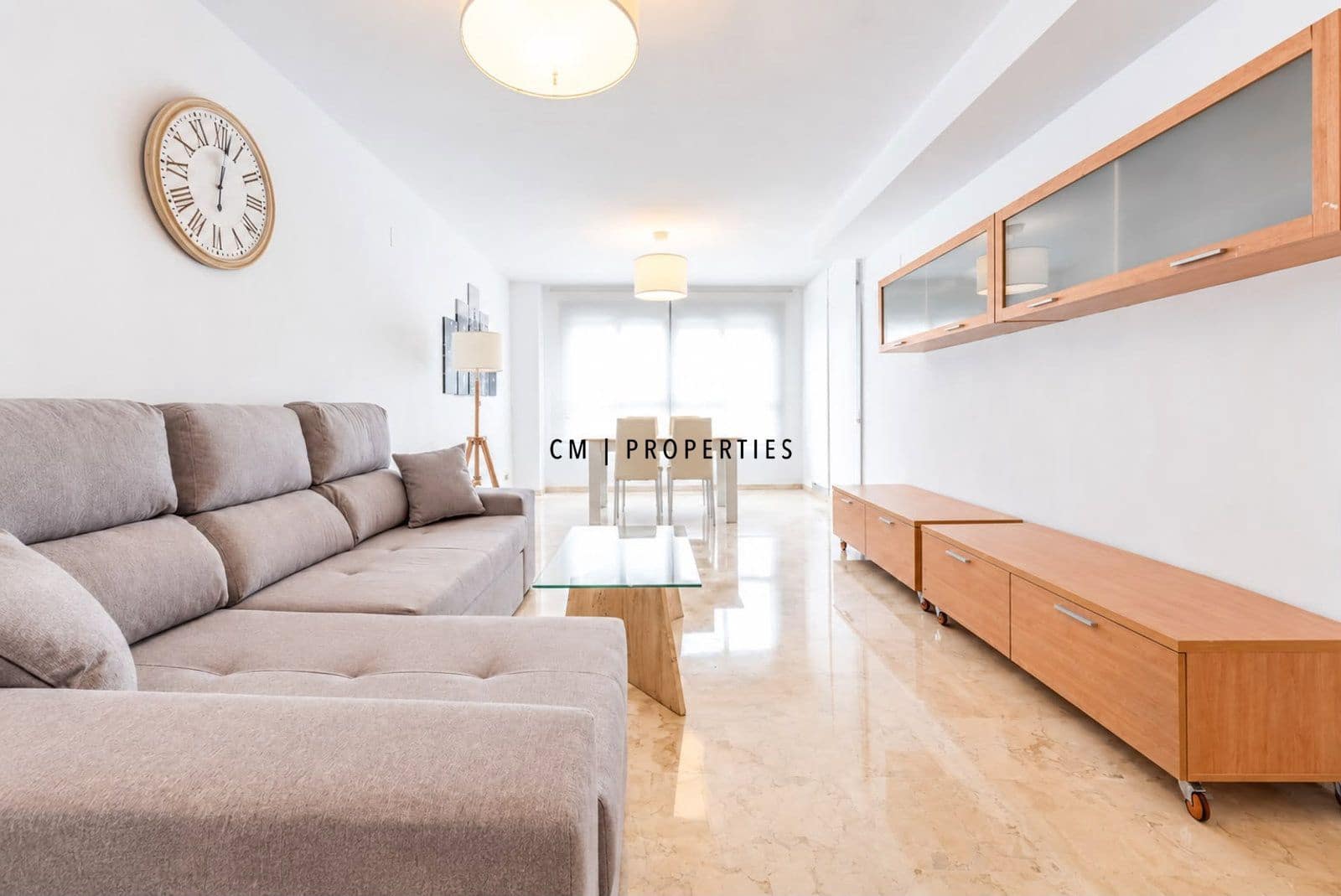 3 bedroom Flat for rent in Valencia city with pool garage - € 2,100 (Ref: 10062653)