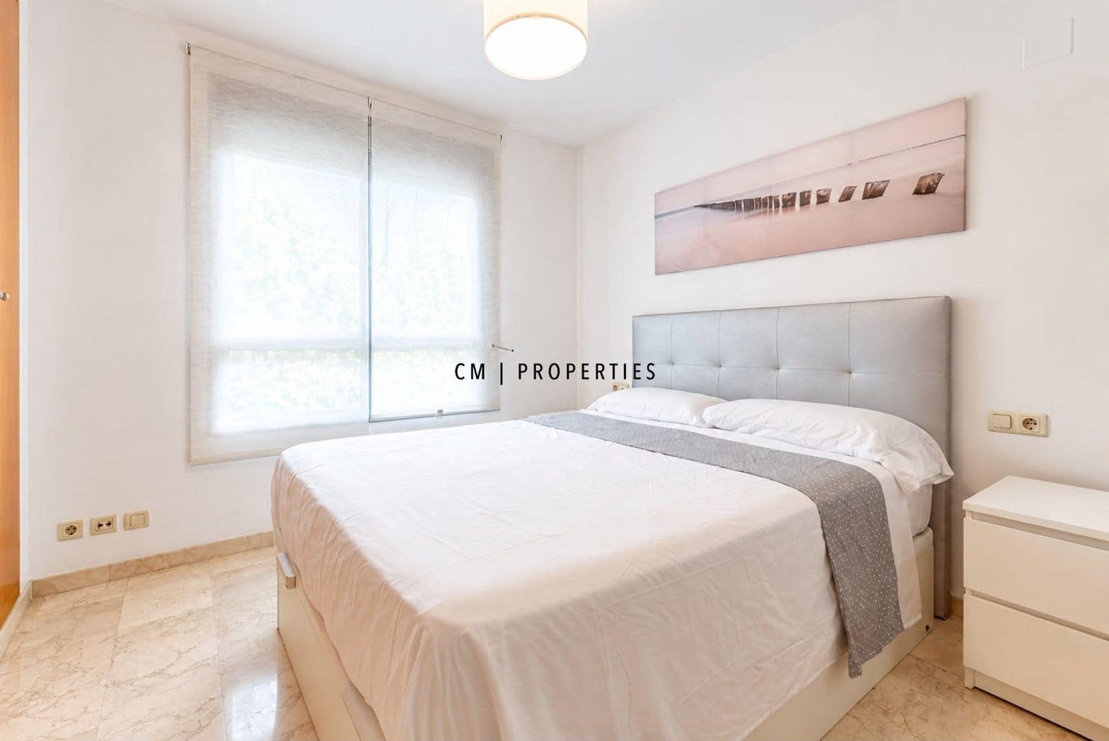3 bedroom Flat for rent in Valencia city with pool garage - € 2,100 (Ref: 10062653)