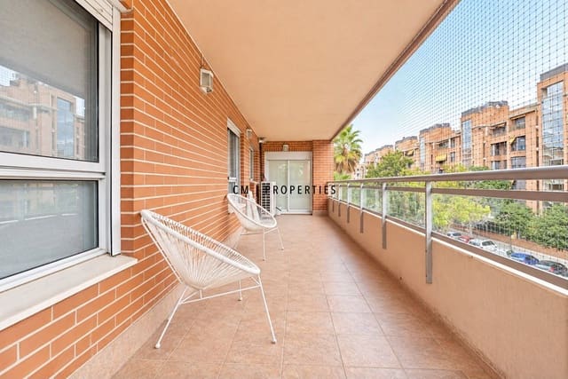 Piso de 3 habitaciones en Campanar, València ciudad en alquiler con piscina garaje - 2.295 € (Ref: 10062653)